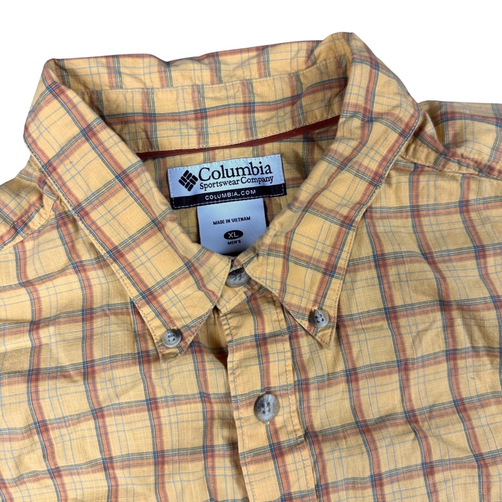 Columbia Mens XL Yellow Plaid Short Sleeve Button Down Cotton Hiking Shirt Top